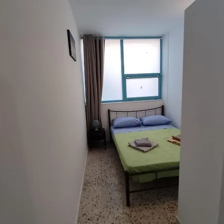 Pure Urban Acropolis Metro Petralona Apartment