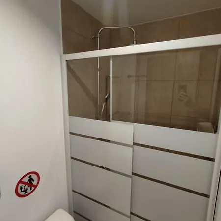 Pure Urban Acropolis Metro Petralona Apartment *