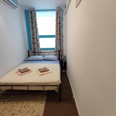 Pure Urban Acropolis Metro Petralona Apartment *