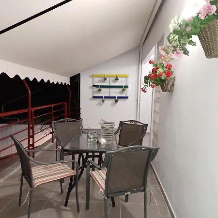 Apartamento Zen Neapoli Penthouse Maisonette *