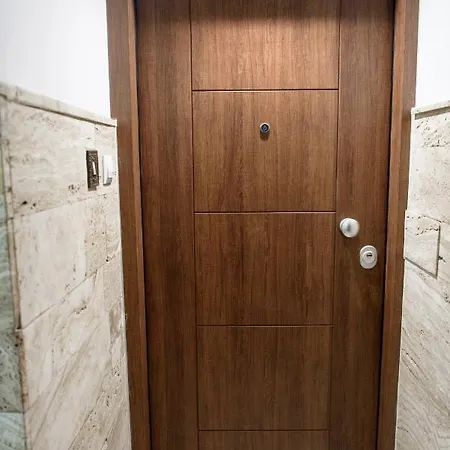 L Apartment2 Афины