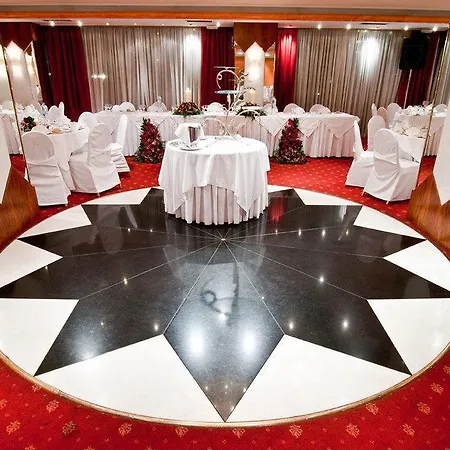Hotel Oasis Atenas
