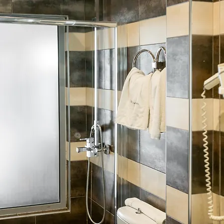 Hotel Areos Atenas