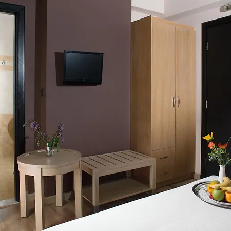 Areos Hotel
