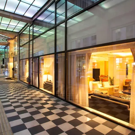 Melia 4* Athènes