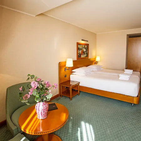 Hotel President