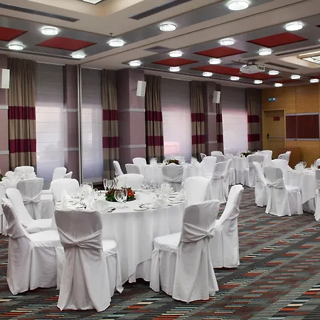 Crowne Plaza Centre By Ihg Hotel 5*