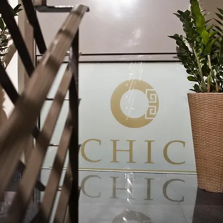 Hotel Chic