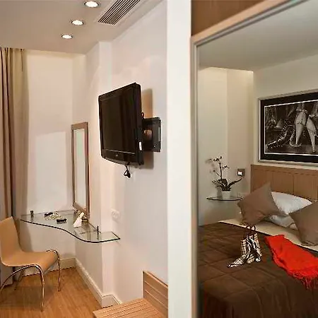 Hotel Chic 3*
