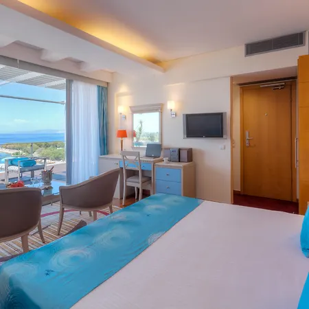 Tropical Hotel