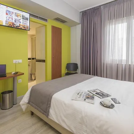 Polis Grand Hotel 4*
