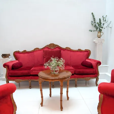 Acropolis Ami Boutique