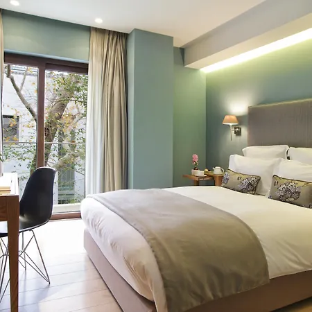 The Y Hotel 4*