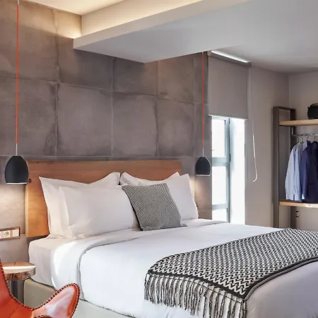 Hotel 18 Micon Str. 3*