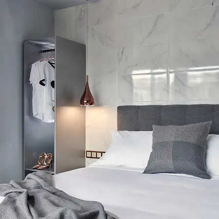 Hotel 18 Micon Str.