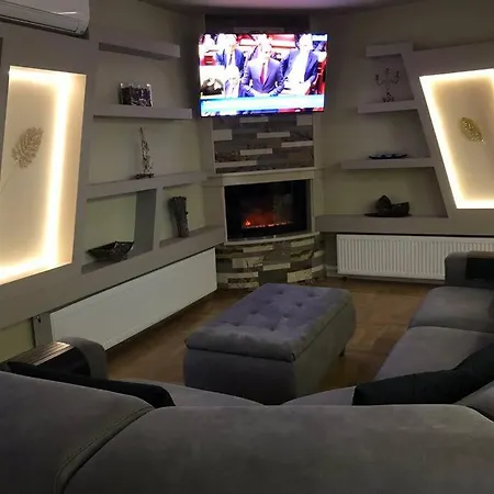 Finer Things Flisvos In Palaio Faliro Apartment *