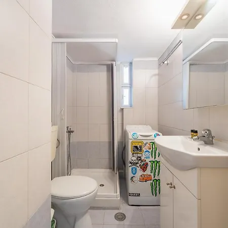 Apartment Dionisos *