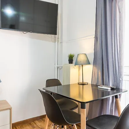 Apartment Dionisos *