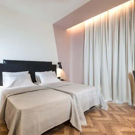 One Smart Hotel 4*