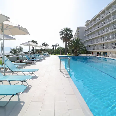 Hotel Calamos Family Club