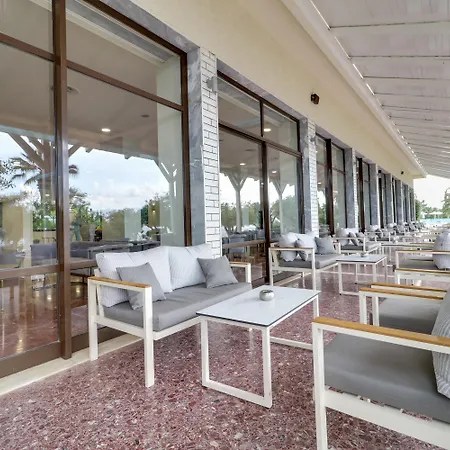 Hotel Calamos Family Club
