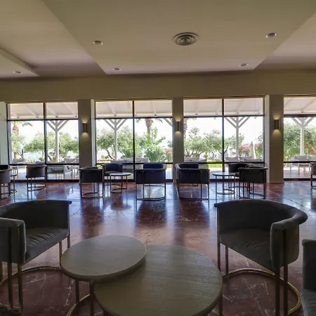 Hotel Calamos Family Club 3*