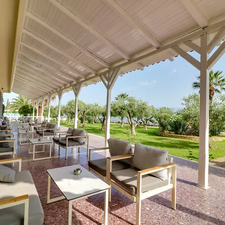 Hotel Calamos Family Club