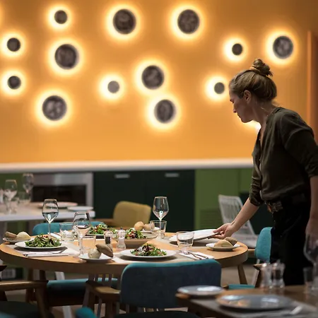 Ibis Styles Routes 4*