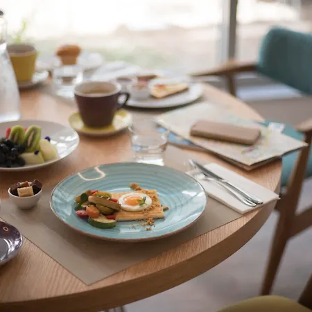 Ibis Styles Routes 4*