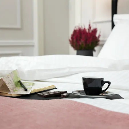 A77 Suites, Small Luxury Of The World Hotel