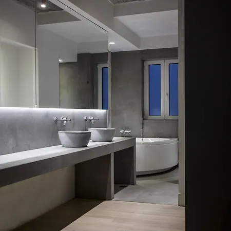 Hotel Art Korai 4*