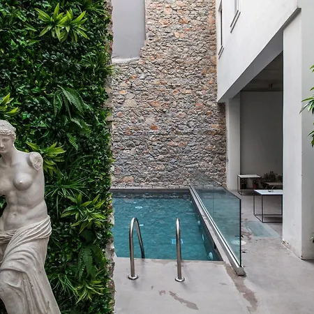 Hotel Art Korai 4*
