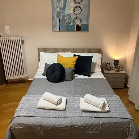 Apartment 80: ανακαινισμένα με δύο υπνοδωμάτια κοντά σε παραλίες Athens