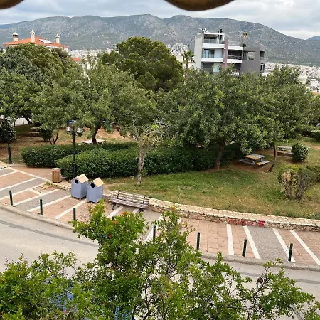 80: ανακαινισμένα με δύο υπνοδωμάτια κοντά σε παραλίες