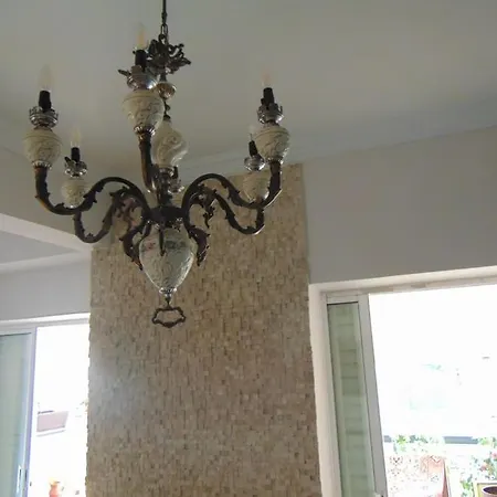 Apartment Lovingly Restored Galatsi Athens