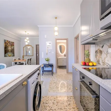 Luxury Penthouse In Prime Thissio By Ghh *
