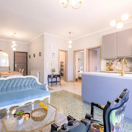 Luxury Penthouse In Prime Thissio By Ghh