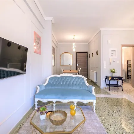 Apartment Luxury Penthouse In Prime Thissio By Ghh Athens