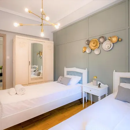 Apartment Luxury Penthouse In Prime Thissio By Ghh