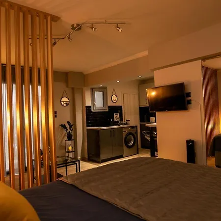 Hesperides Garden Apartment Athens