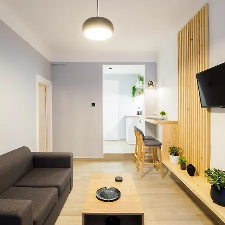 Apartment Athenian With Garden! Athens