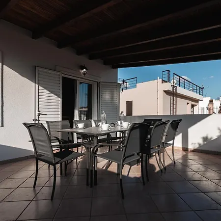 Blue Riviera Villas & Suites - Alimos