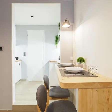 Apartment Athenian With Garden! Athens