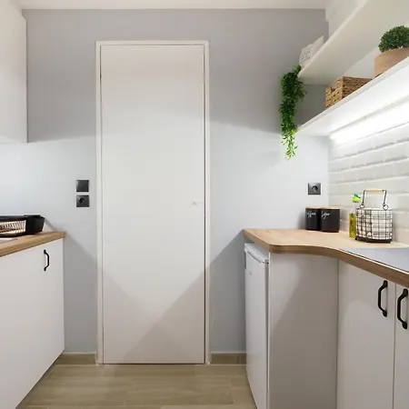 Apartment Athenian With Garden! *