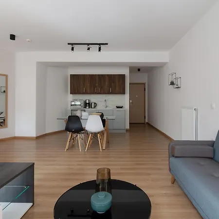 Leochares Lifestyle - Self Check-in Apartment