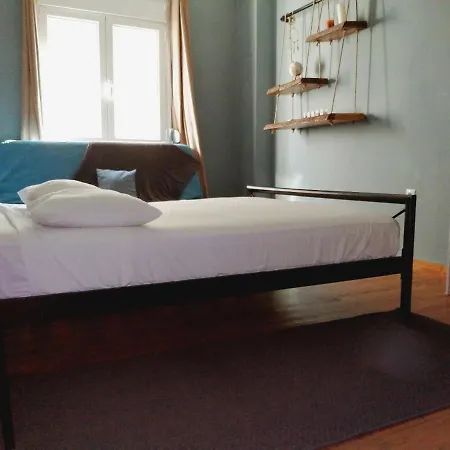 Comfortable Modern Entire House Near The Center Of Athens-blue Serenity