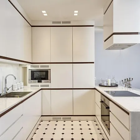 Kolonaki Square Elegant Apartment Athens