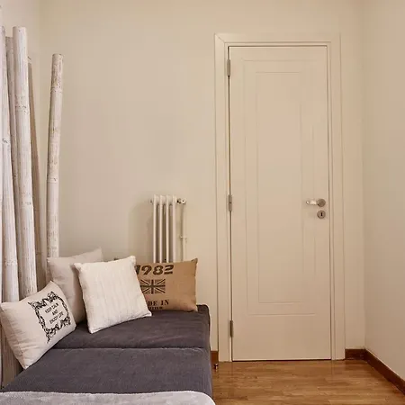 Kolonaki Square Elegant Appartement