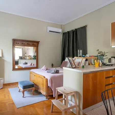 Apartment Magnificent Voula Athens