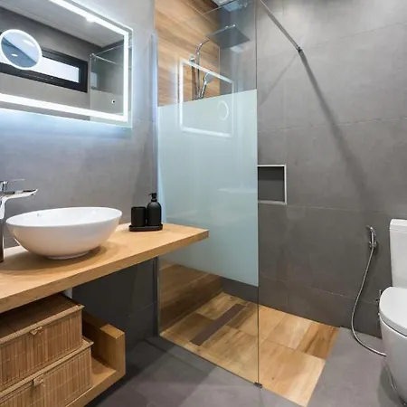 Athensthea Luxury Penthouse In Omonia 115sq.m.